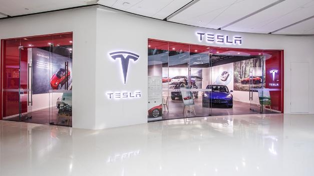 TESLA体验店